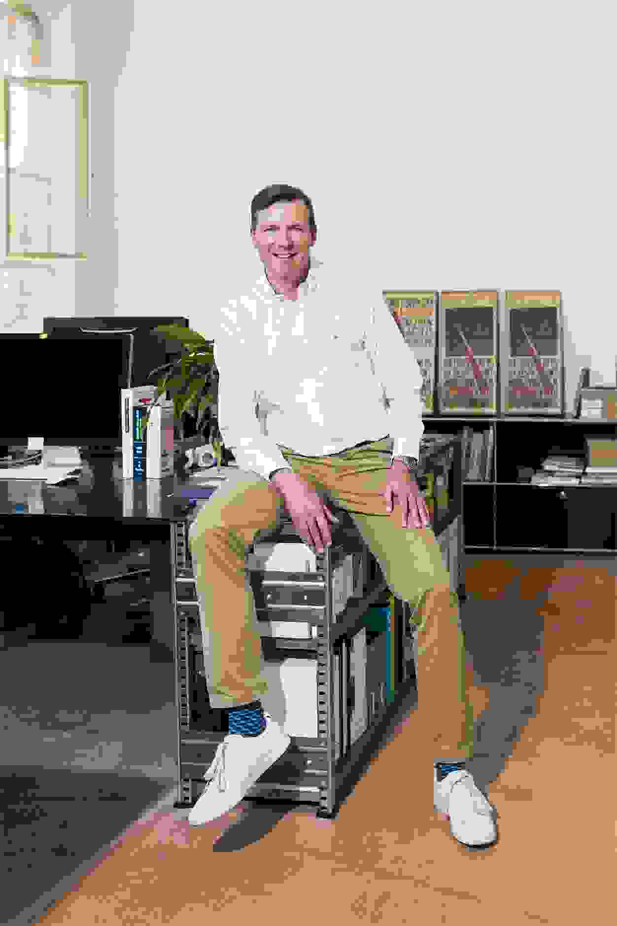g3-portrait-urs-luetzelschwab